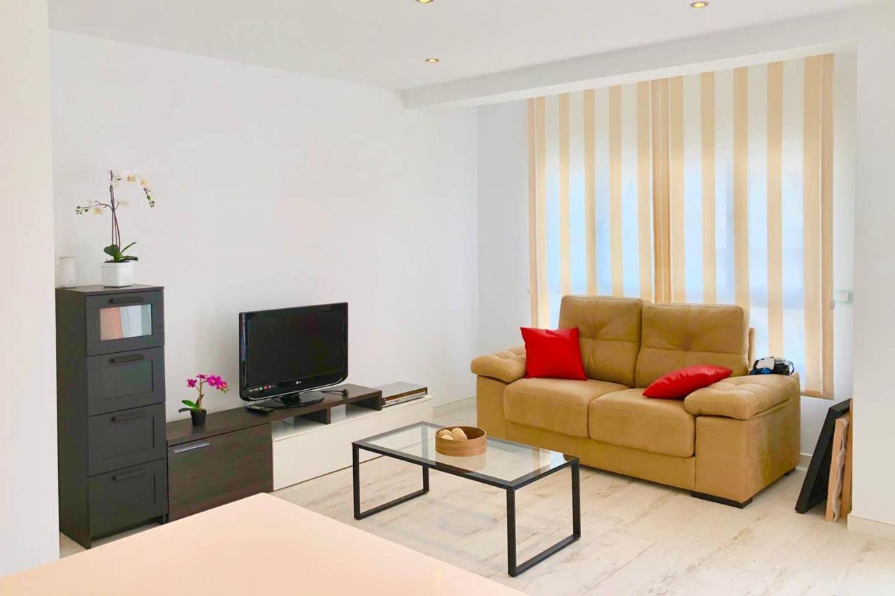Moderno Apartamento, Calidad Premium, Reformado Integralmente Apartment Garrucha Bagian luar foto