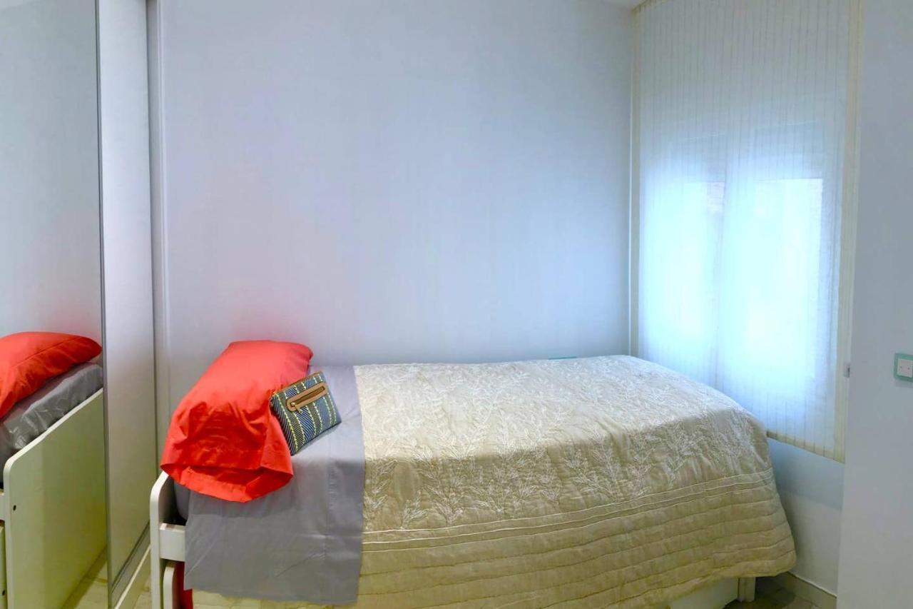 Moderno Apartamento, Calidad Premium, Reformado Integralmente Apartment Garrucha Bagian luar foto